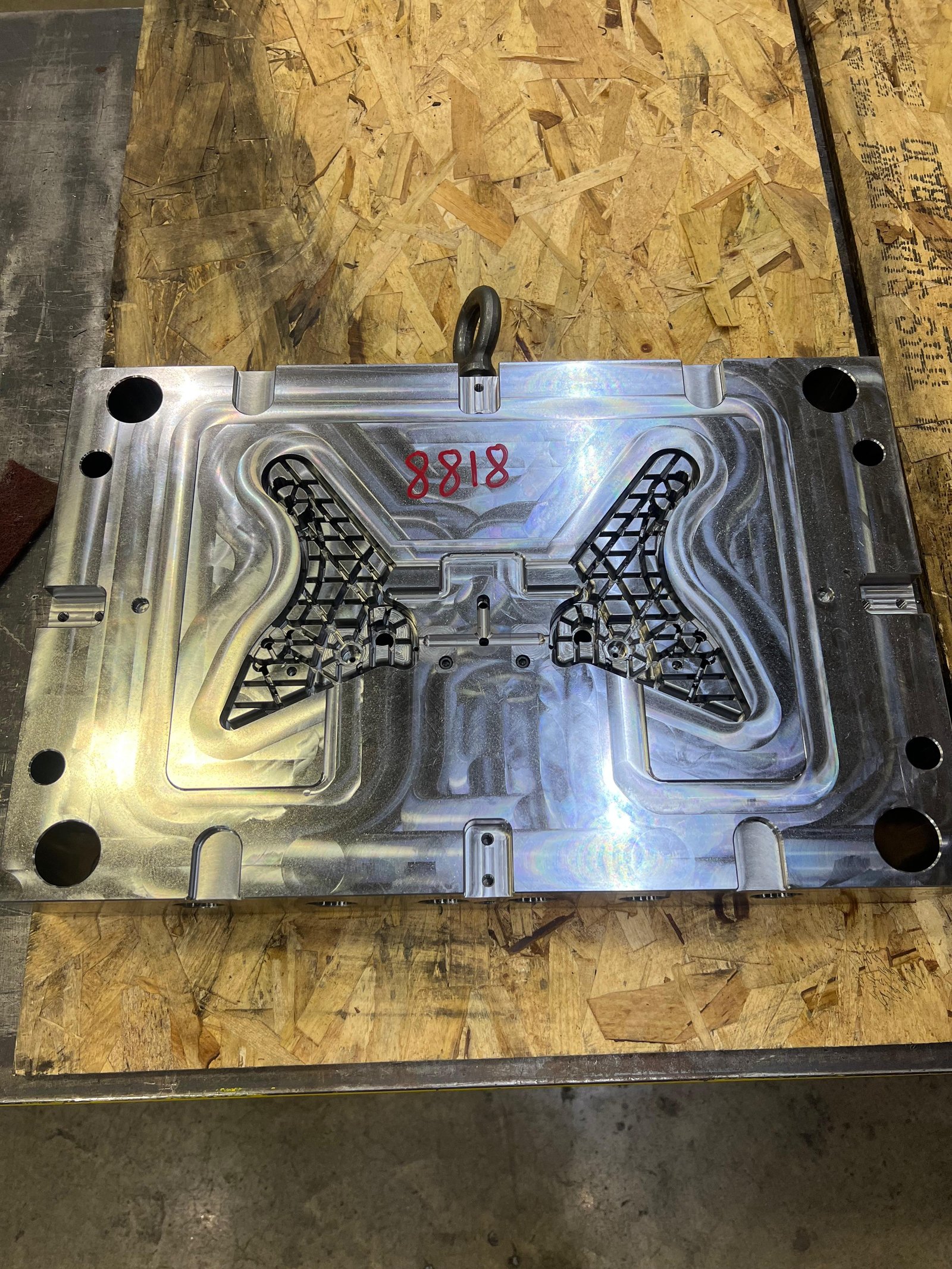 Iowa Mold & Engineering facility